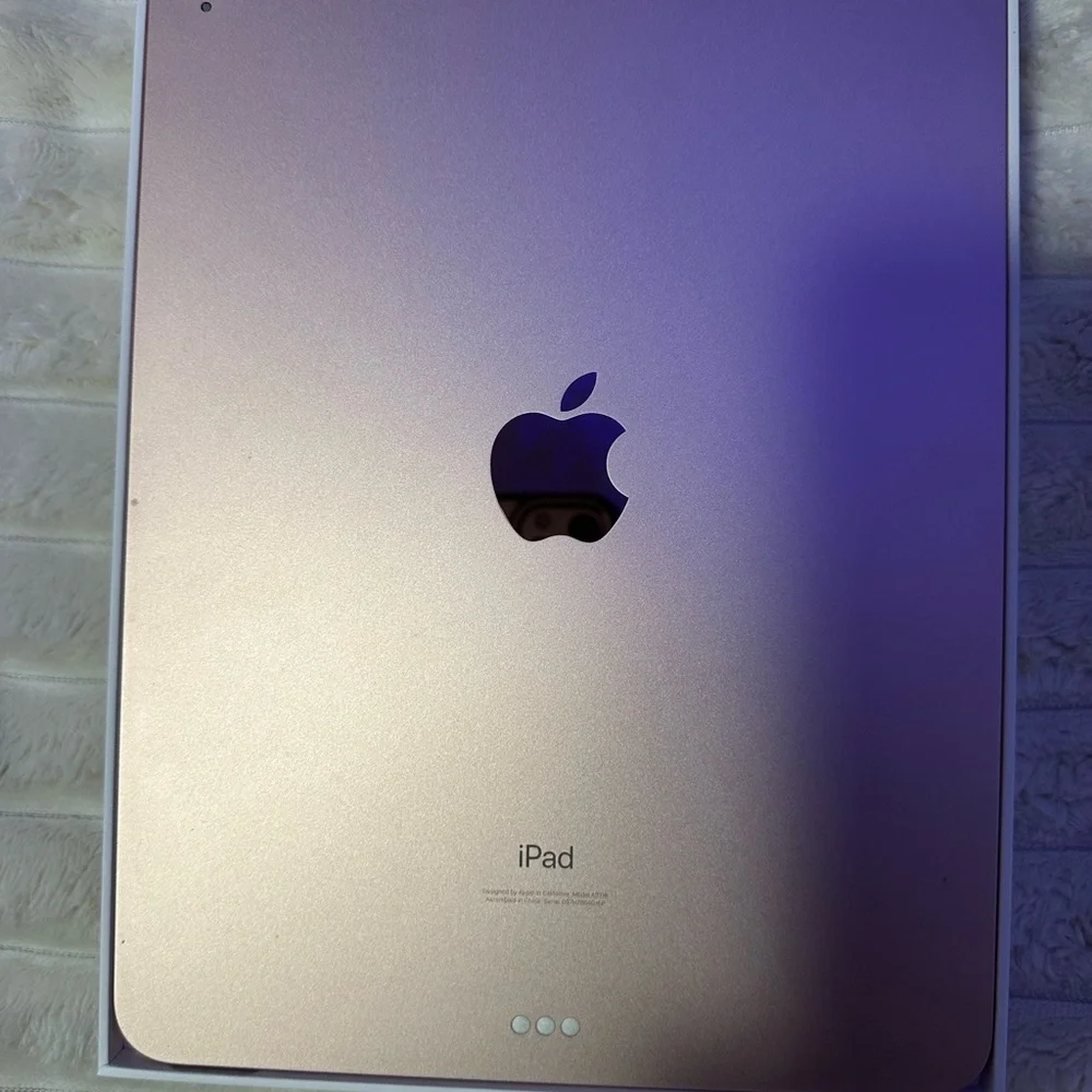 Apple iPad for Sale (rose gold)